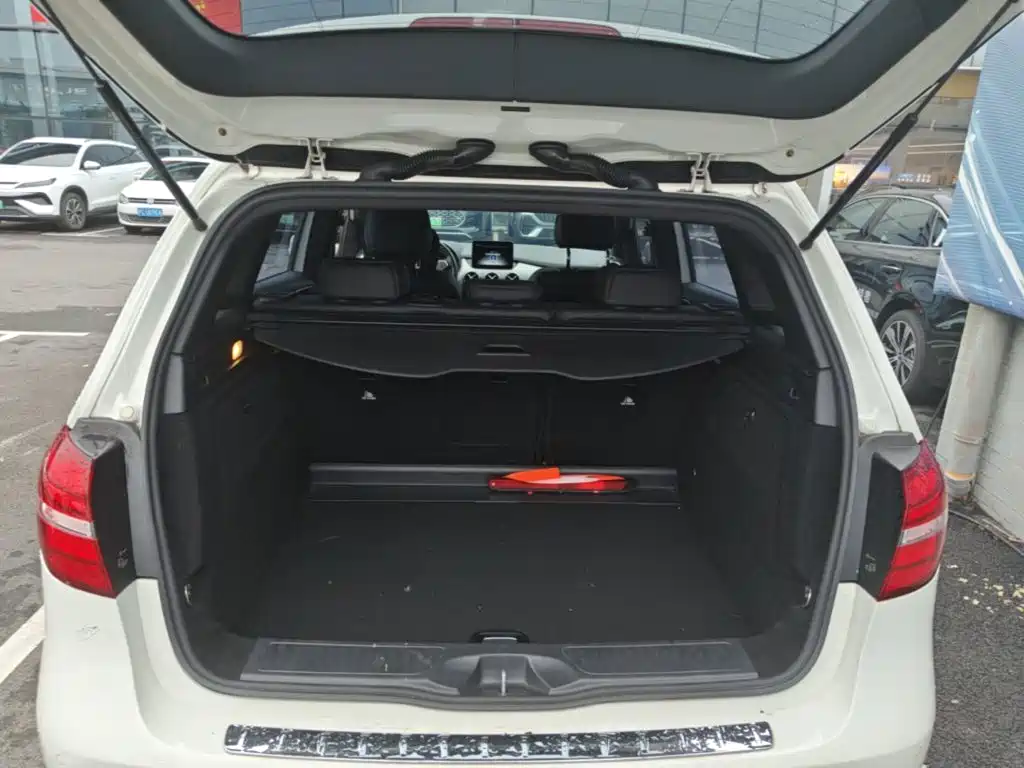 Фото 19 - Mercedes-Benz B-Class
