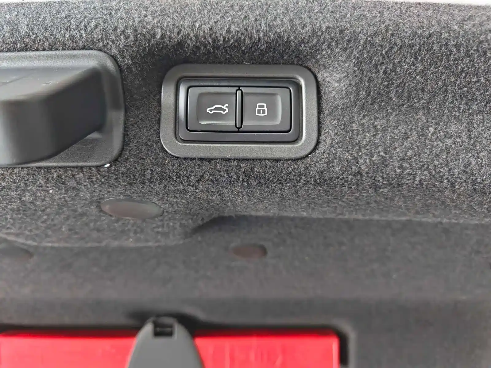 Фото 21 - Audi A7L