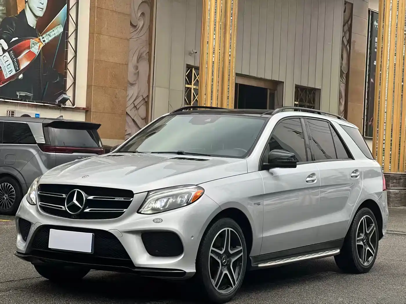 Mercedes-Benz GLE AMG 2017 AMG GLE 43 4MATIC