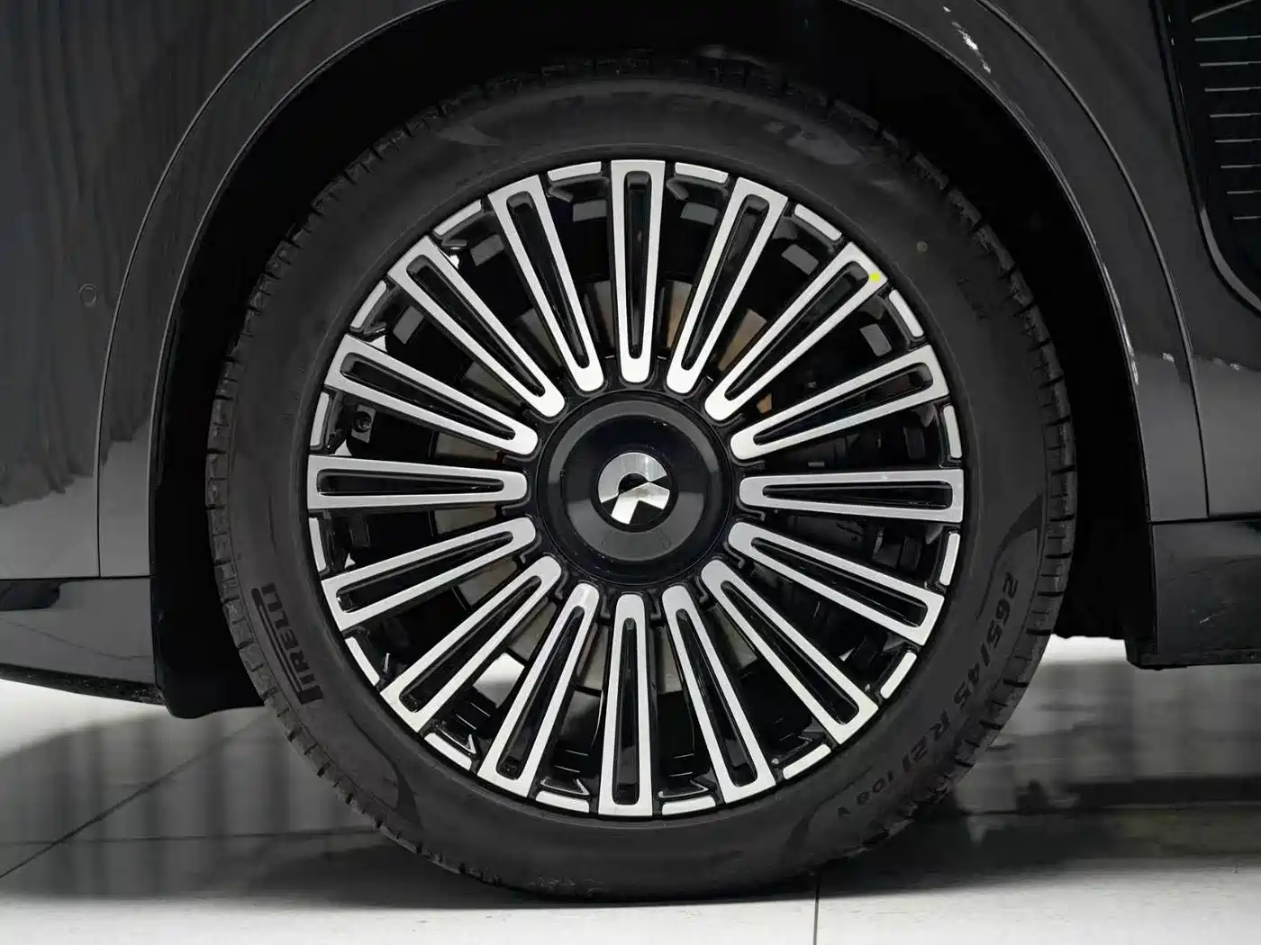 NIO ES8 2026 2025 Model 6-Seat Executive Luxury Edition