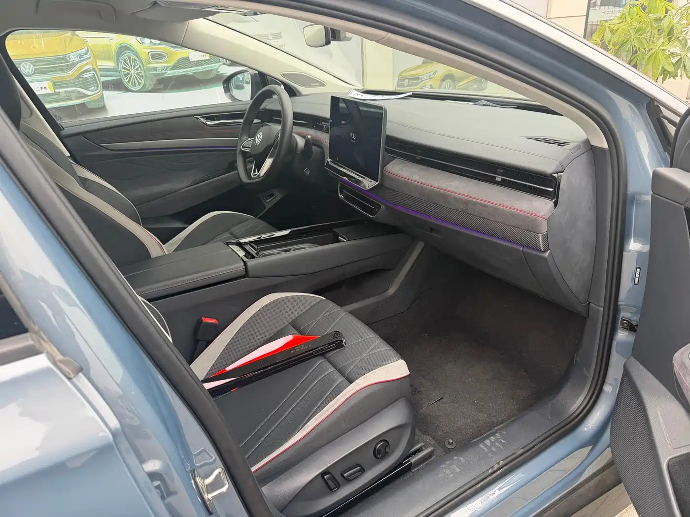 VOLKSWAGEN ID.7 VIZZION