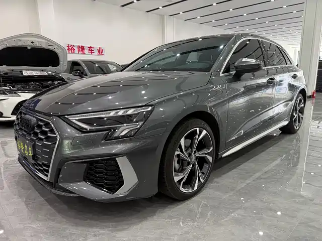 Audi A3 Sportback 35 TFSI, Люкс Спорт
