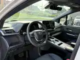 Фото 14 - Toyota Granvia