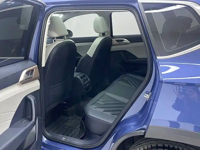 Volkswagen Tharu, миниатюра 12