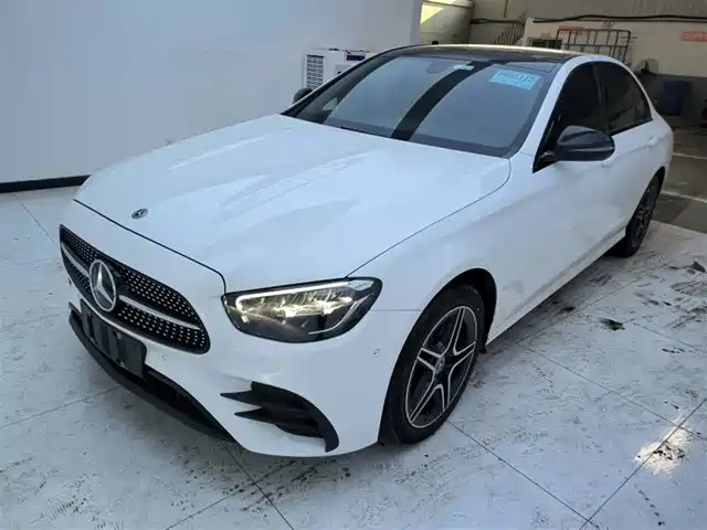 Mercedes-Benz E-Class E 260, Люкс, Спорт