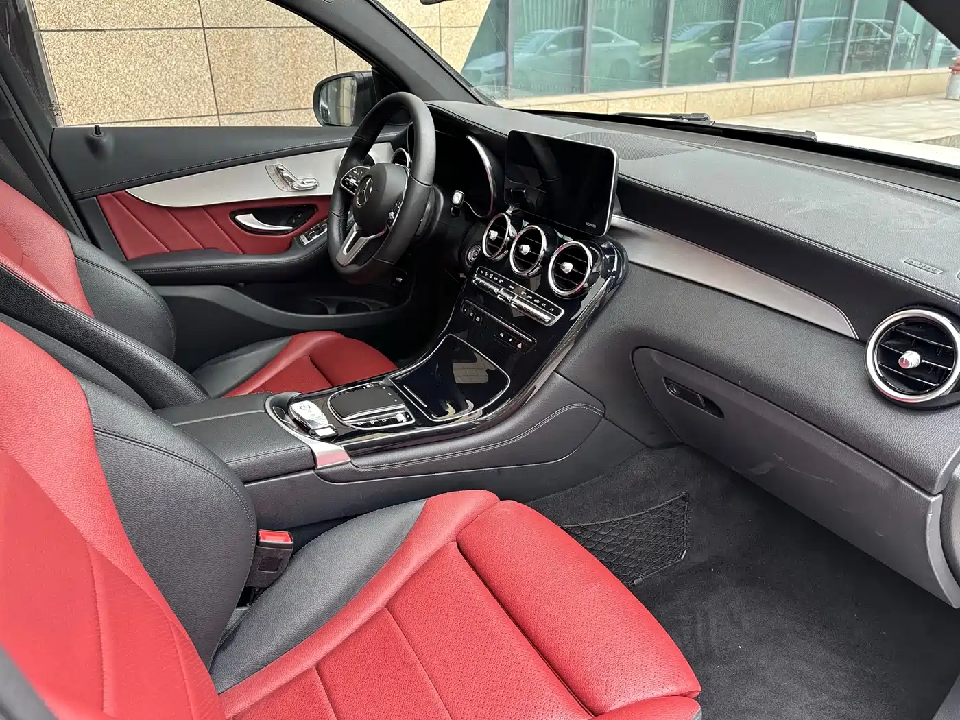 Mercedes-Benz GLC Coupe 2020 GLC 260 4MATIC Coupe SUV фото 9