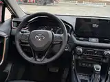 Photo 8 - Toyota Wildlander