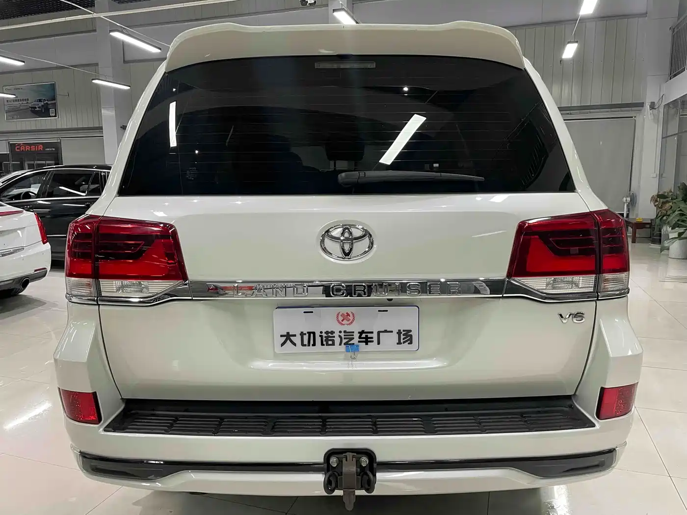 Toyota Land Cruiser (Import) фото 13