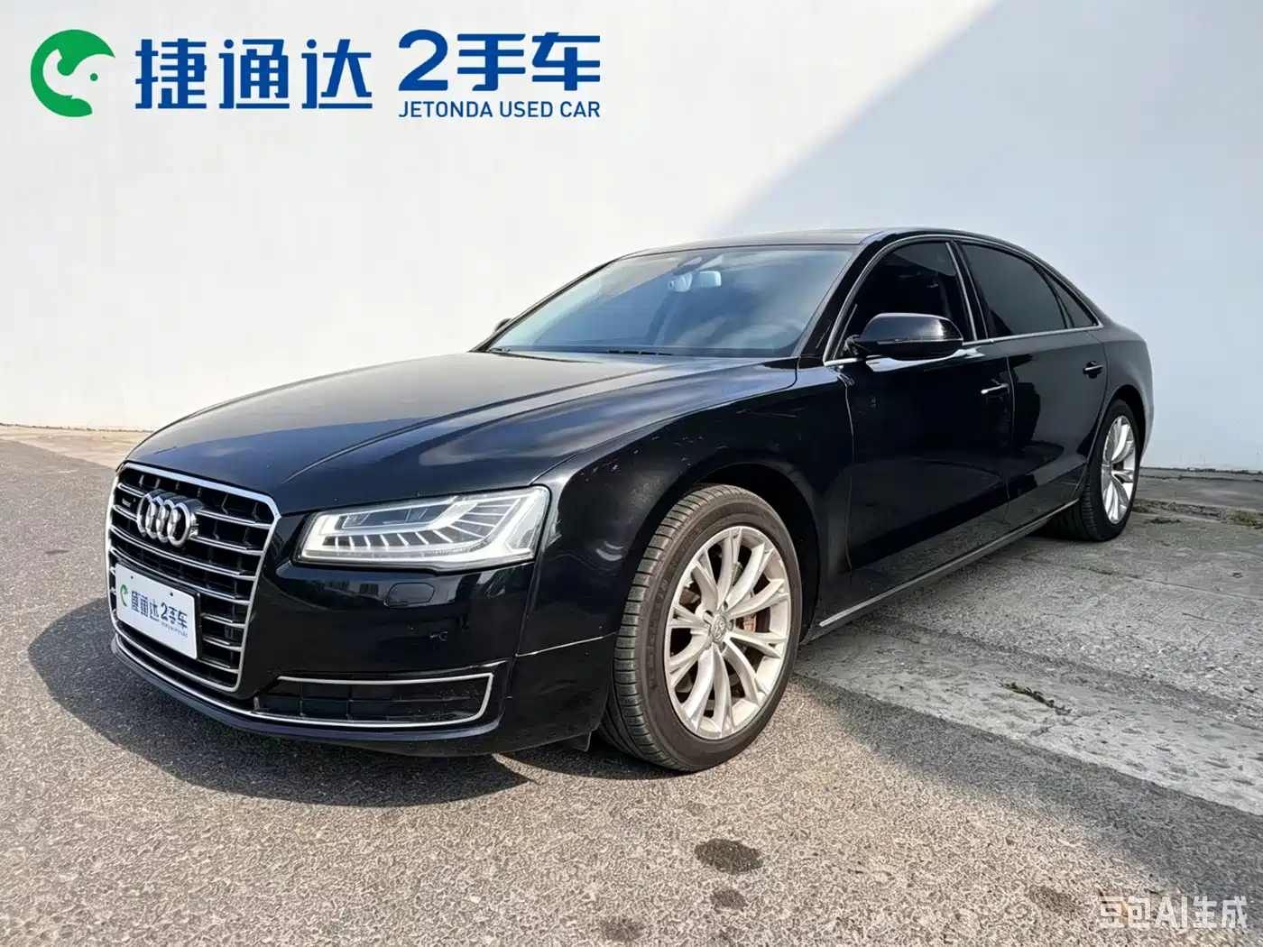 Фото 1 - Audi A8