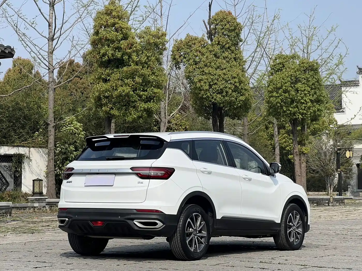 GEELY AUTOMOBILE BINYUE