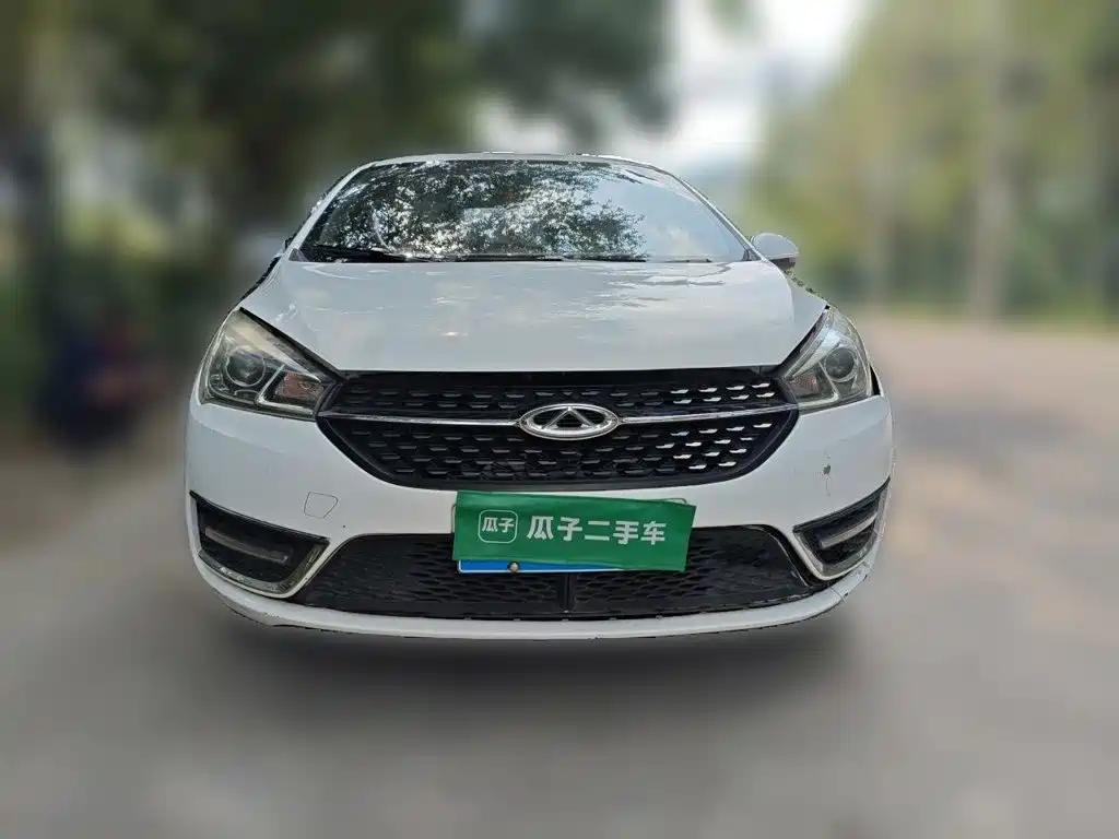 Photo 2 - Chery Arrizo 5