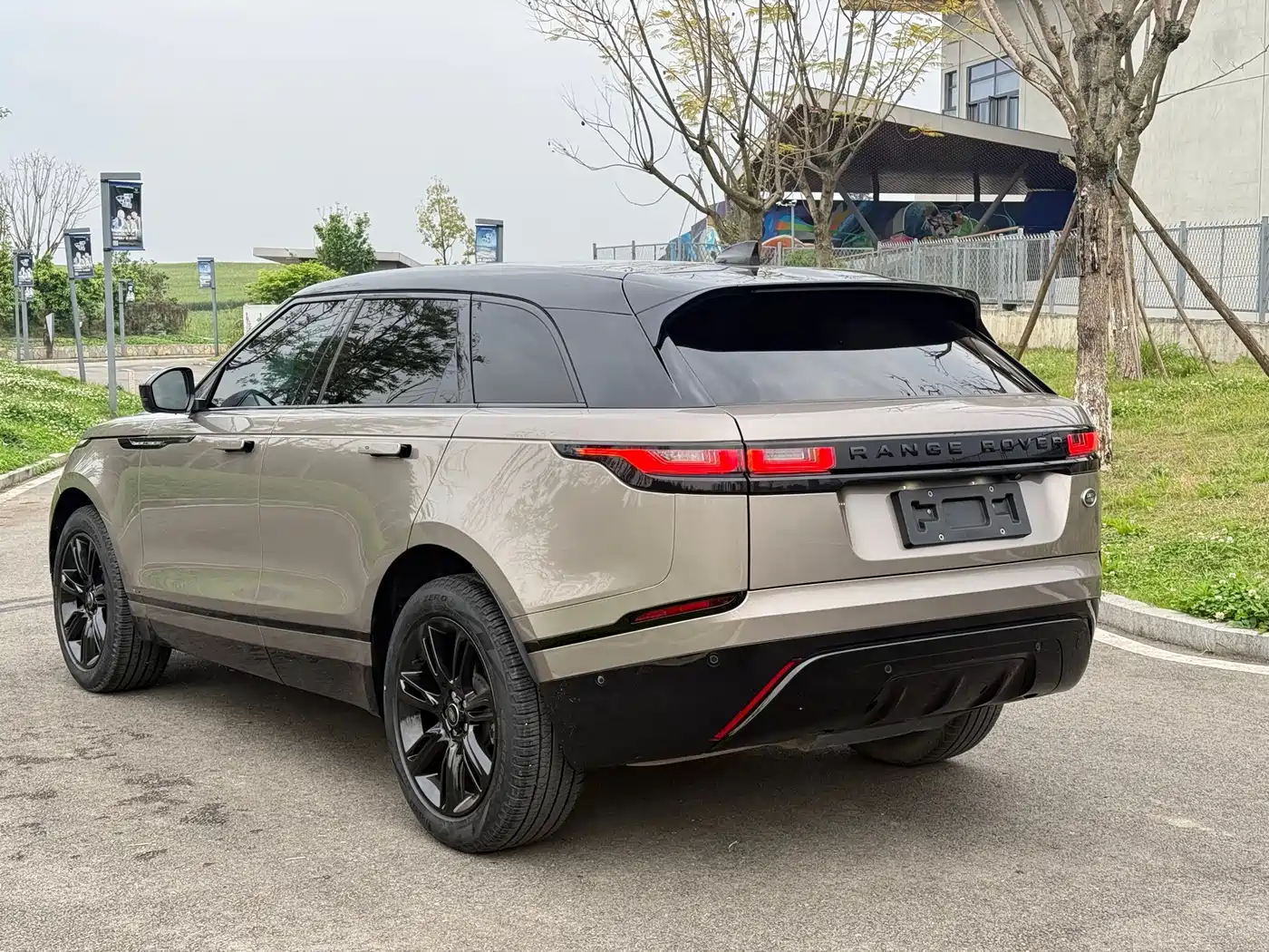 LAND ROVER RANGE ROVER STAR PULSE