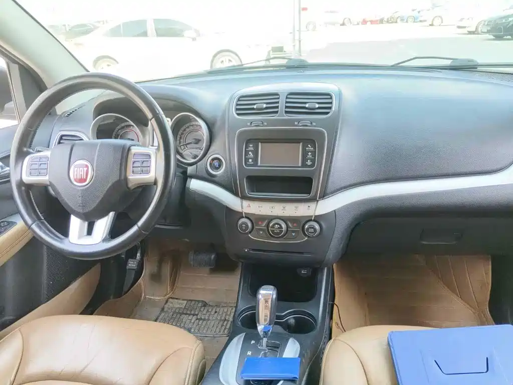 Fiat Freemont 2012 2012 2.4L Luxury Edition