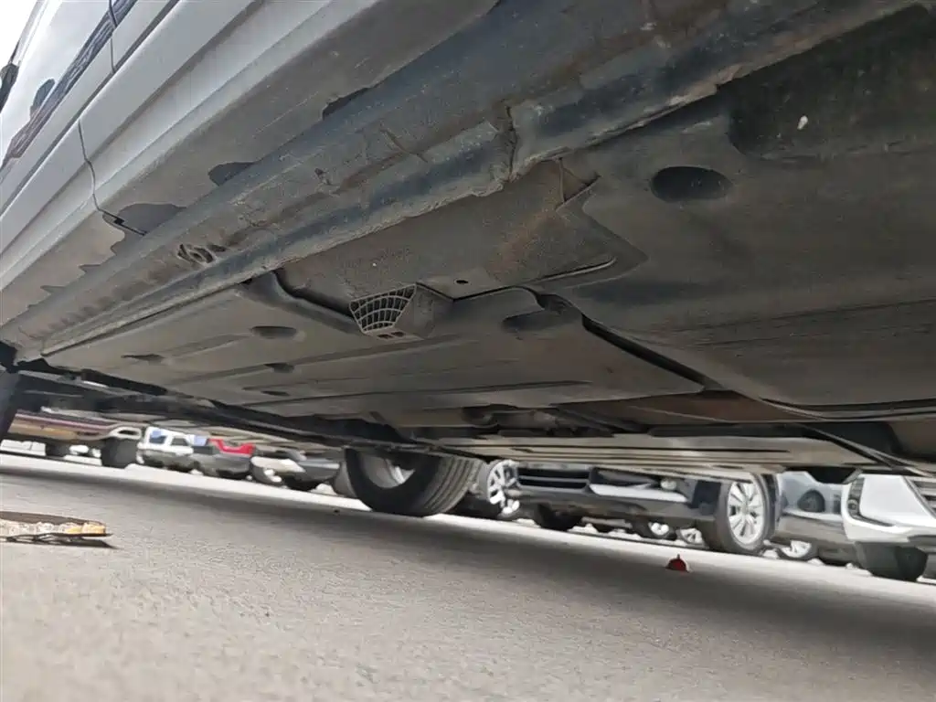 Lynk & Co 01 2019 2.0T 2WD Pro Edition China V фото 21