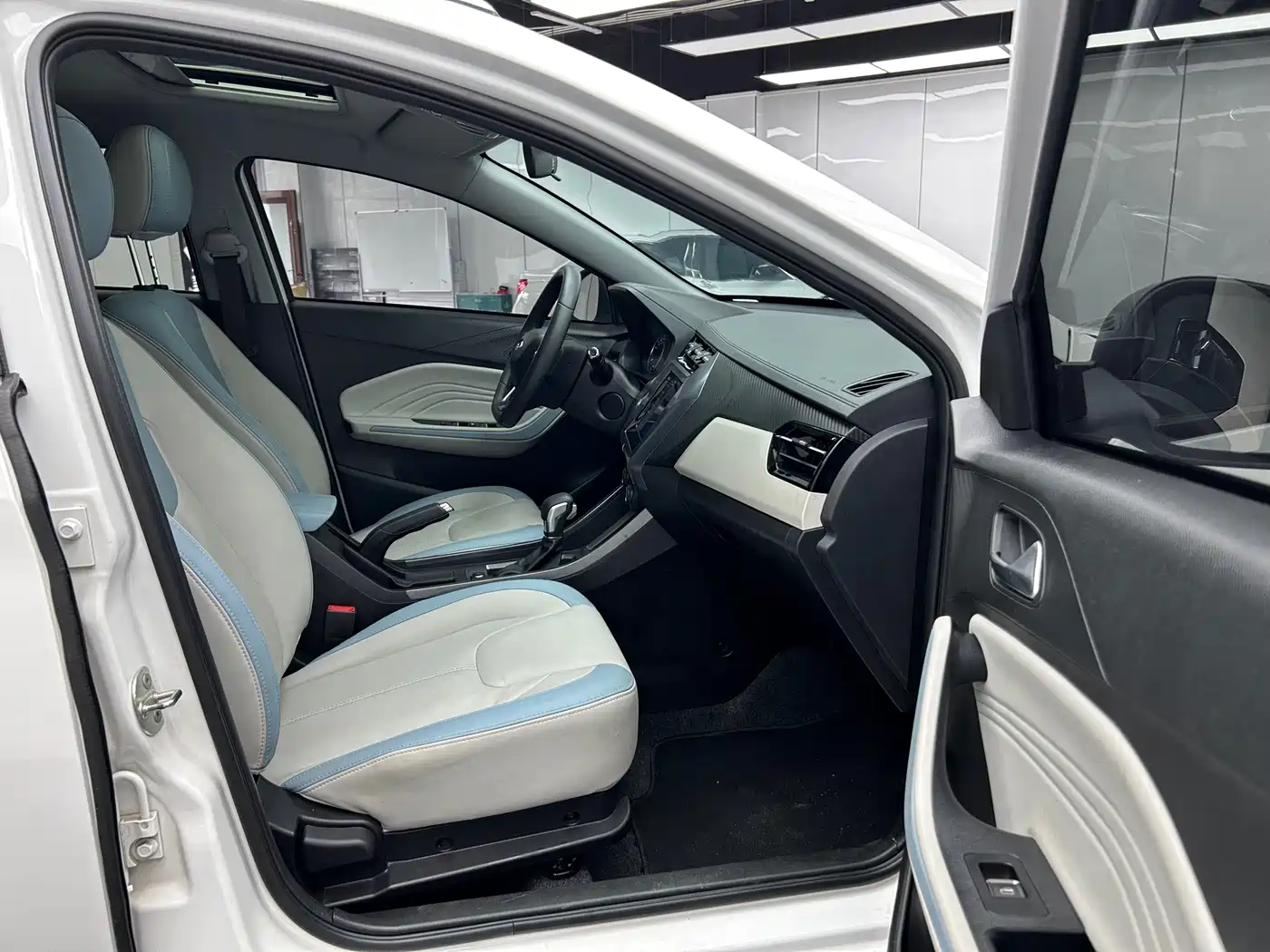 Chery Tiggo 3x 2022 2022 Diamond Edition 1.5L CVT Elite