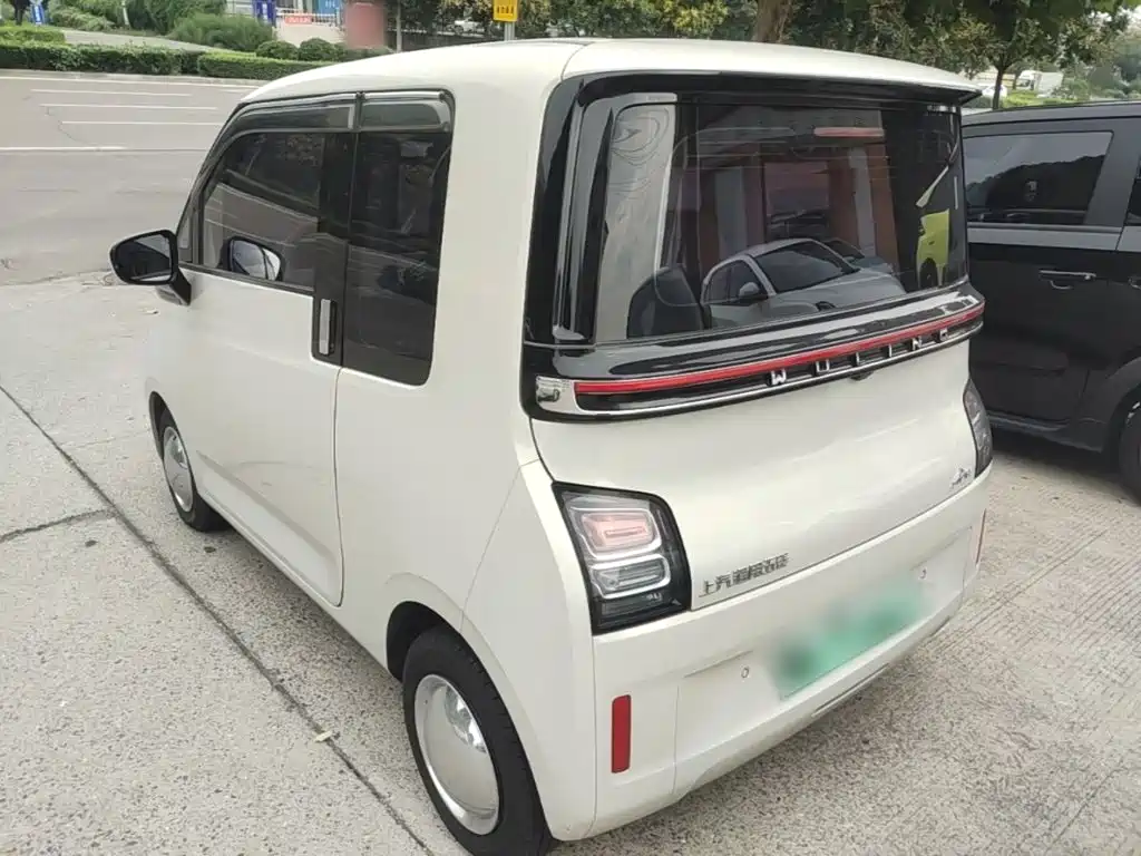 Wuling Motors Wuling Air ev 2023 2023 Model 4-Seater Standard Edition