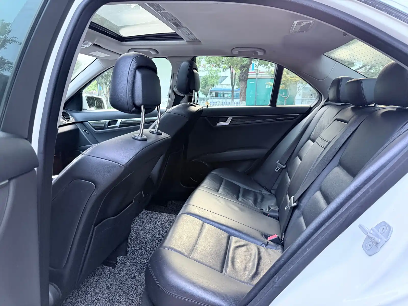 Фото 6 - Mercedes-Benz C-Class
