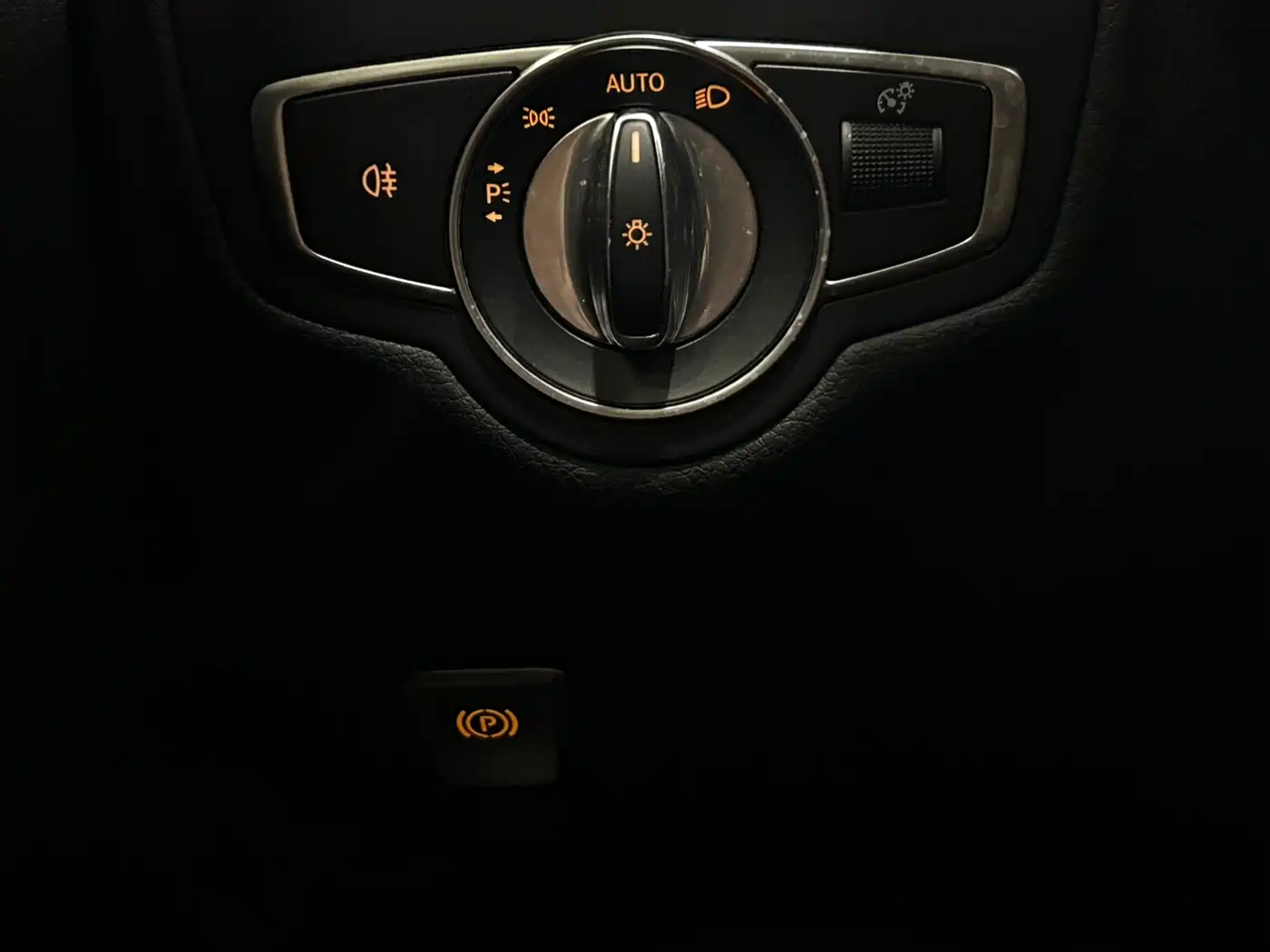 Mercedes-Benz C-Class 2019 C 180 L Fashion Sport Edition фото 19