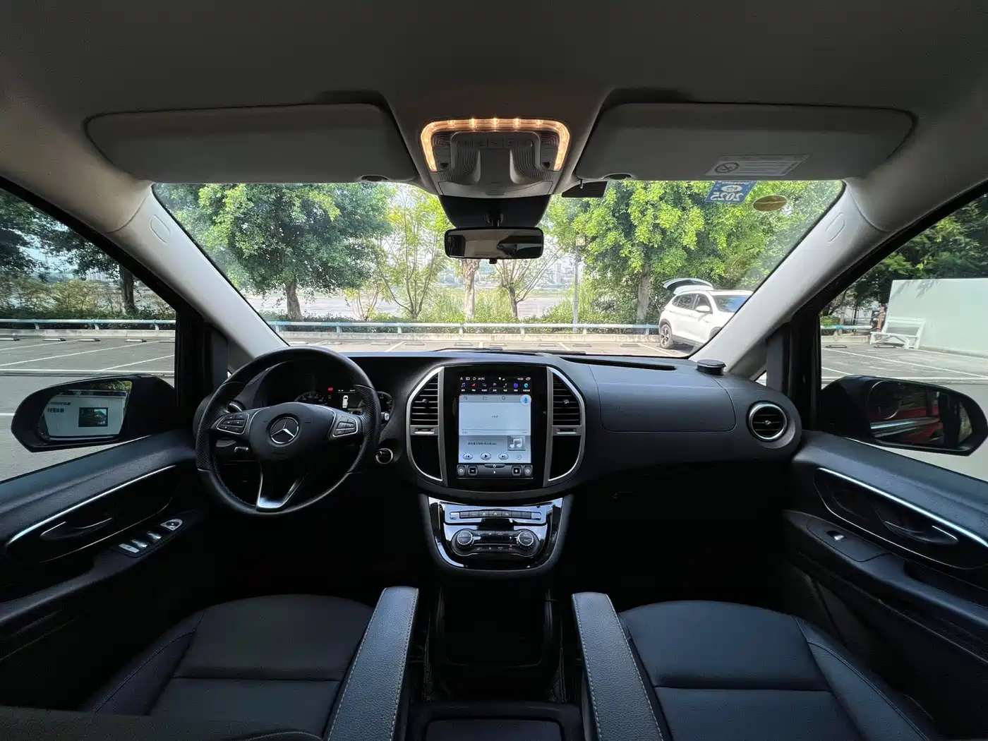 Mercedes-Benz Vito 2020 2.0T Business Edition (9-seater) фото 9