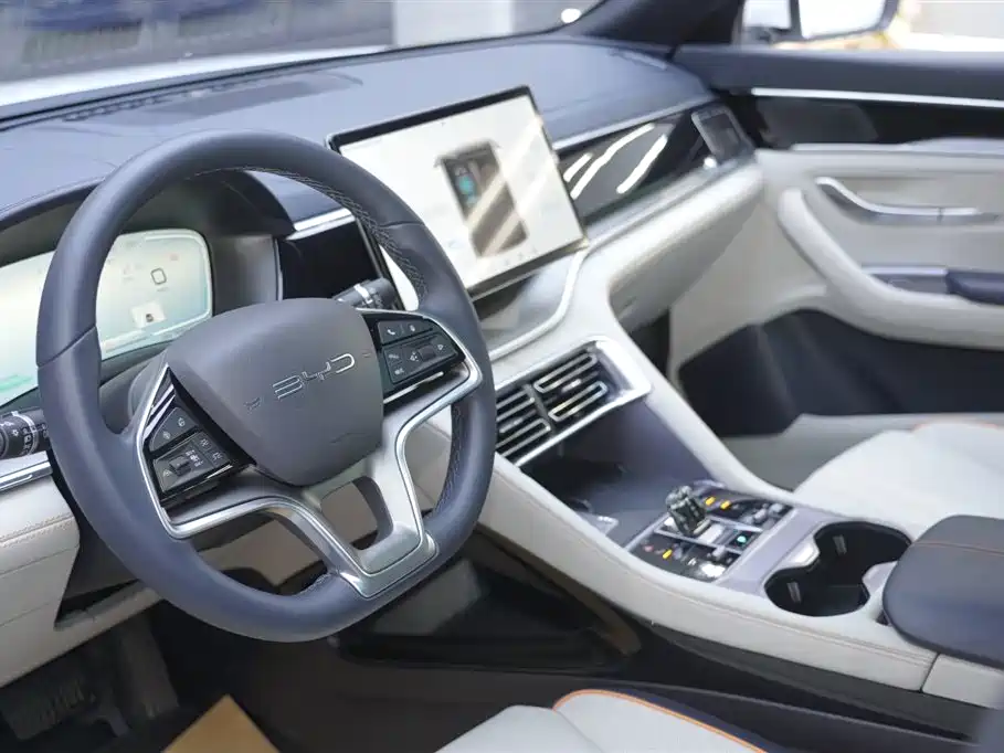 BYD Song PLUS PHEV 2023 Champion Edition DM-i 150KM Flagship PLUS фото 16