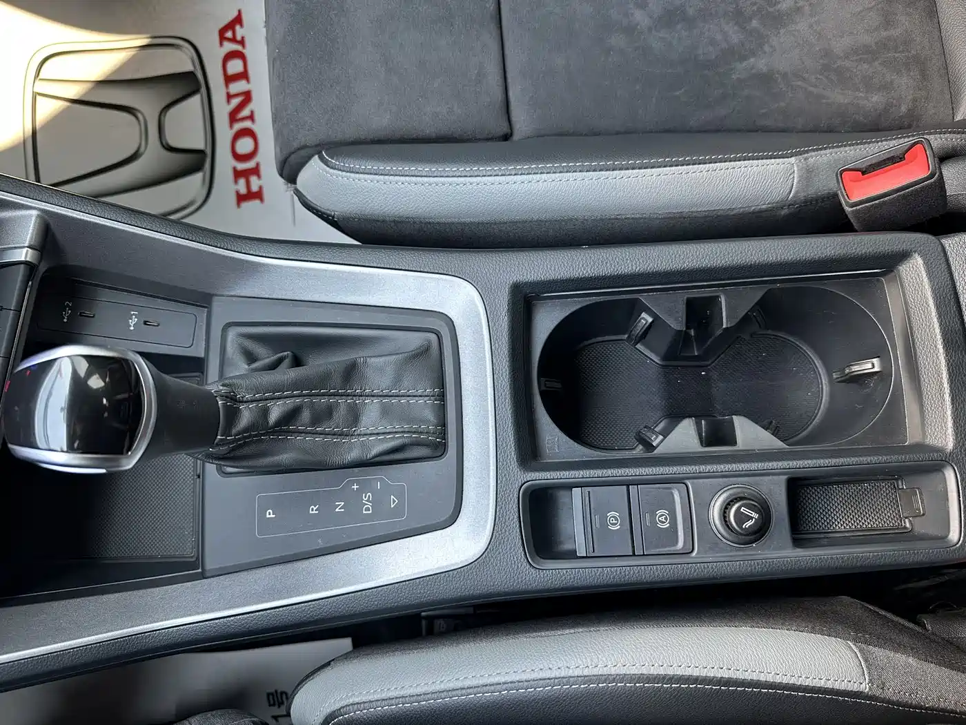 Audi Q3 2022 35 TFSI Fashion Dynamic фото 18