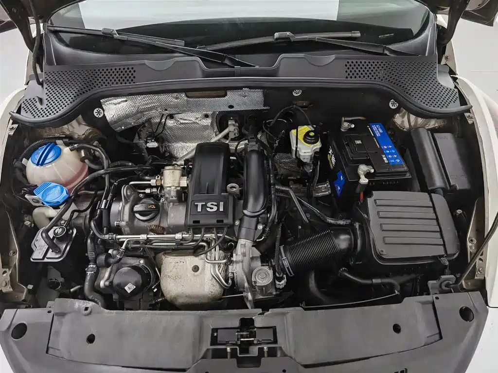Volkswagen Beetle 2013 1.2TSI Comfort фото 6