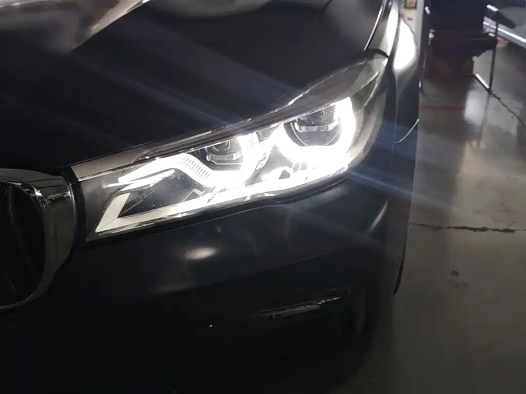 BMW 7 Series 2018 730Li Premium Type M Sport Package фото 24