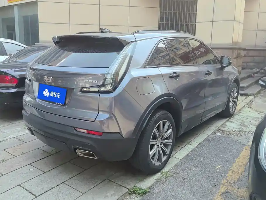Cadillac XT4 2019 2018 28T 2WD Luxury Sport Type