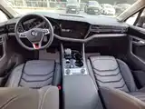Фото 6 - Volkswagen Touareg