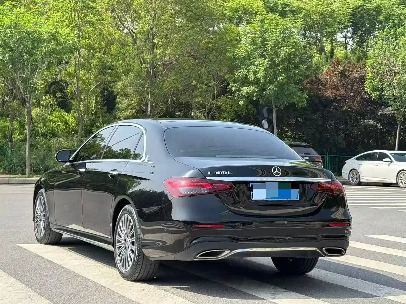 Mercedes-Benz E-Class 2021 E 300 L Luxury фото 9
