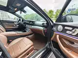 صورة 5 - Mercedes-Benz E-Class