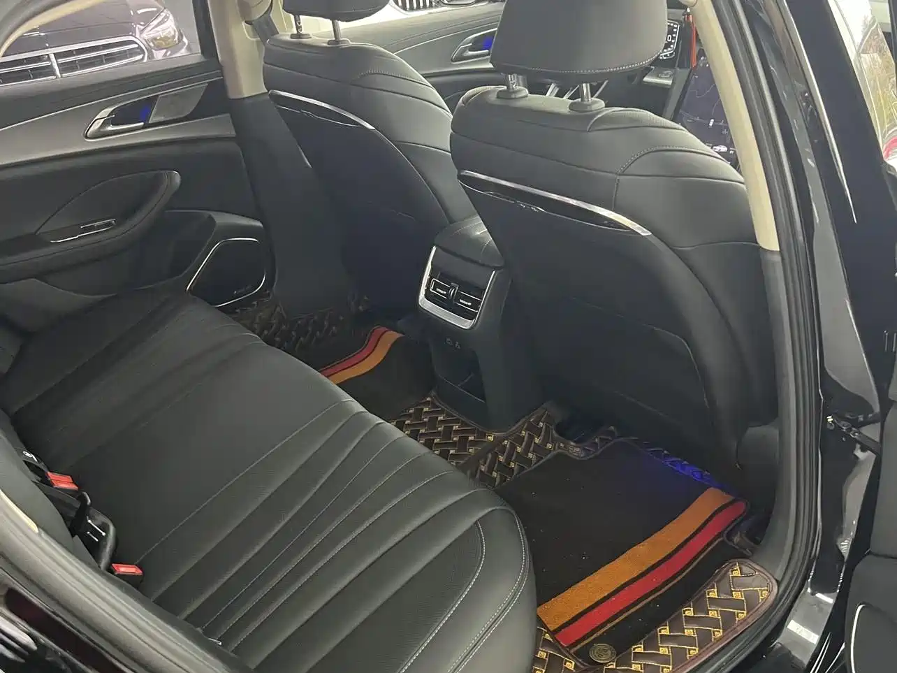 Hongqi H5 2023 1.5T DCT Smart Connect Flag Rhythm фото 31