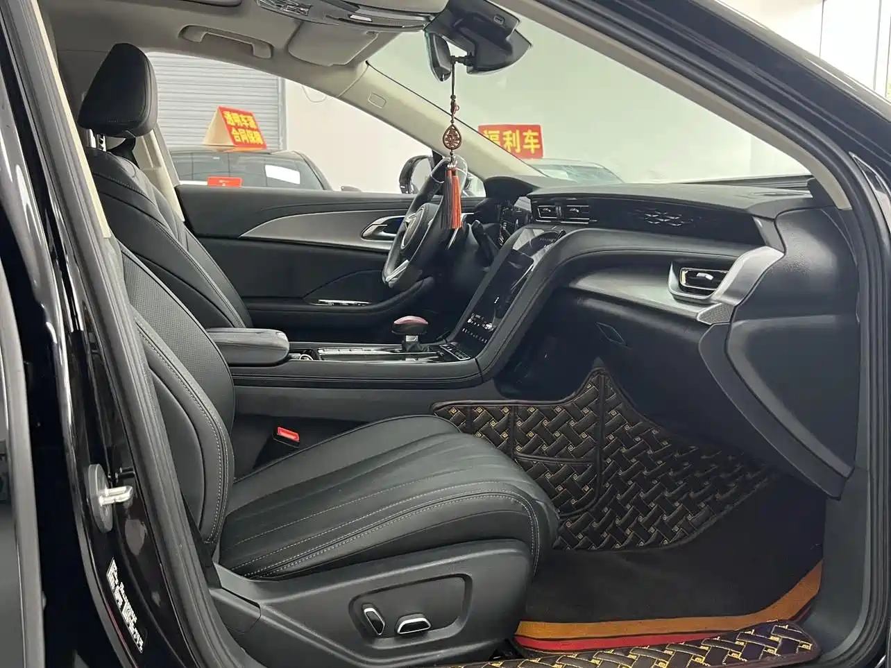 Hongqi H5 2023 1.5T DCT Smart Connect Flag Rhythm фото 43