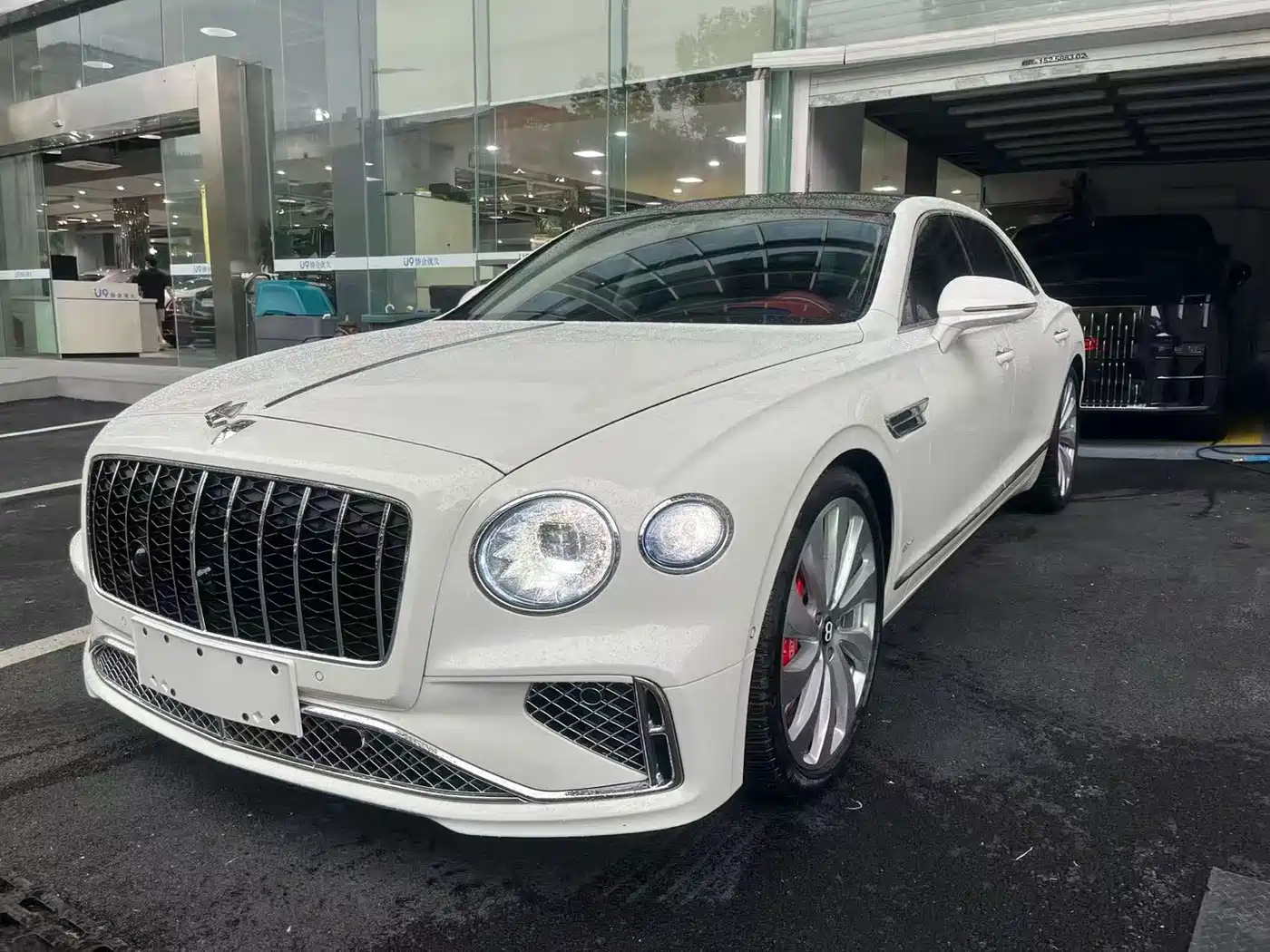 Bentley Flying Spur 2025 2023 4.0T V8 Elegance Edition