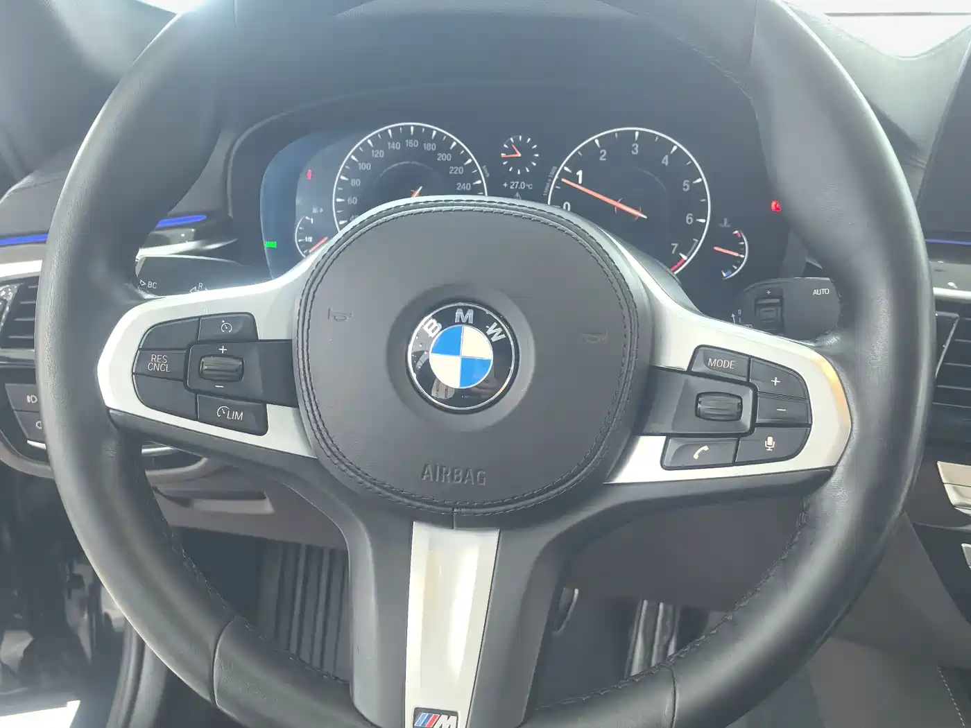 BMW 5 Series 2018 525Li M Sport Package фото 20