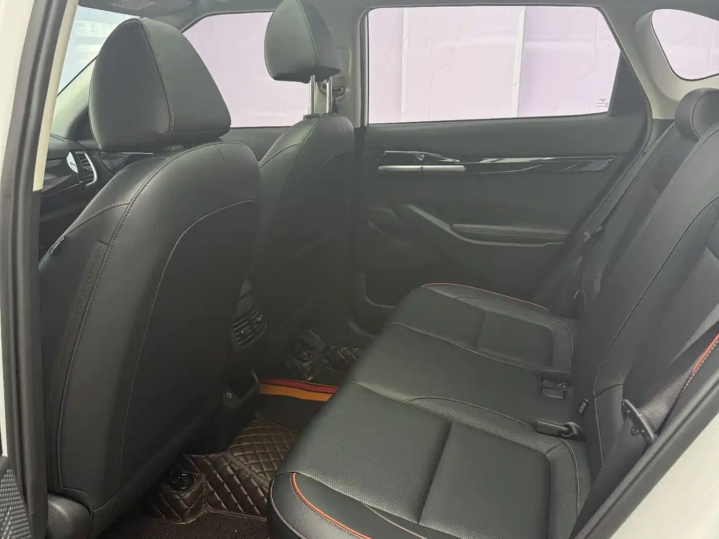 Kia Seltos 2023 1.5L CVT Luxury Edition фото 16