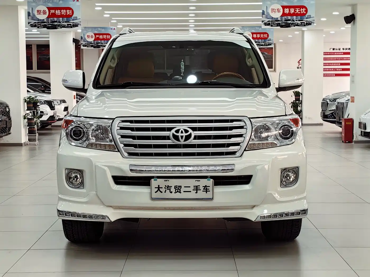 Toyota Land Cruiser (Import) фото 2