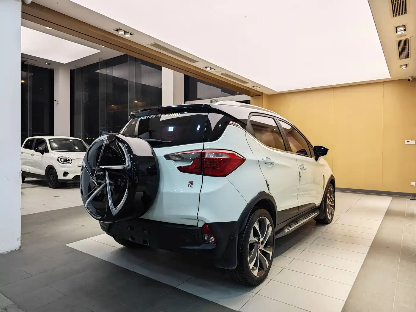 BYD Yuan 2016 1.5TID Automatic Flagship Type фото 28