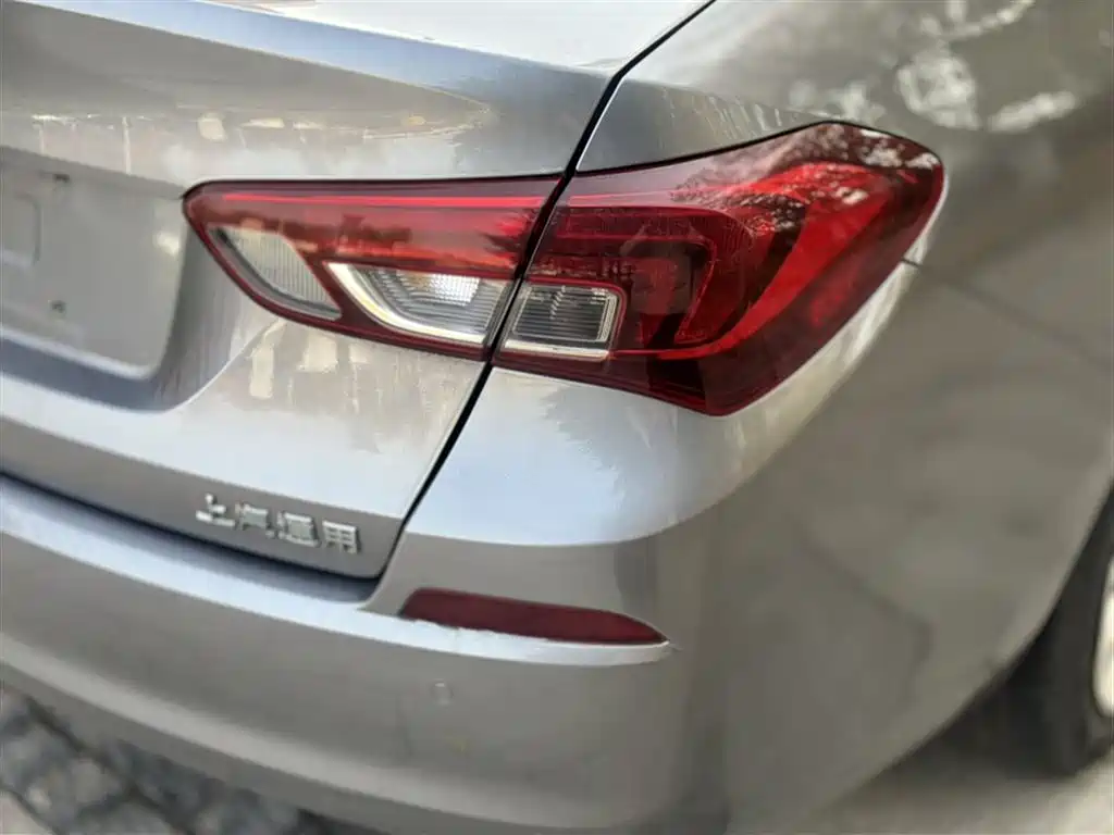Buick Excelle 2018 15N CVT Elite фото 25