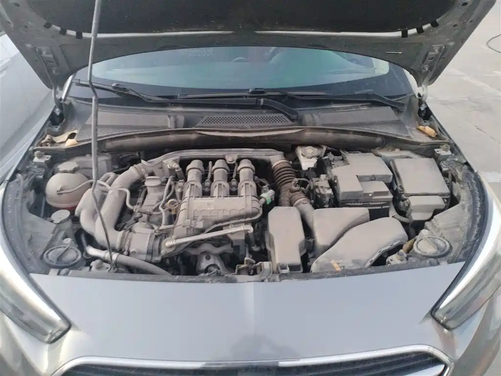 Buick Excelle 2018 15N CVT Elite фото 10