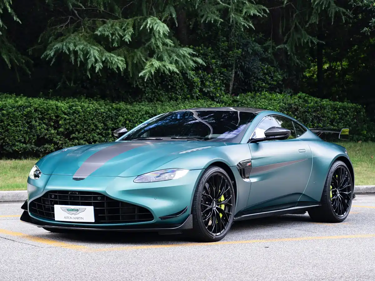 2022 Aston Martin V8 Vantage