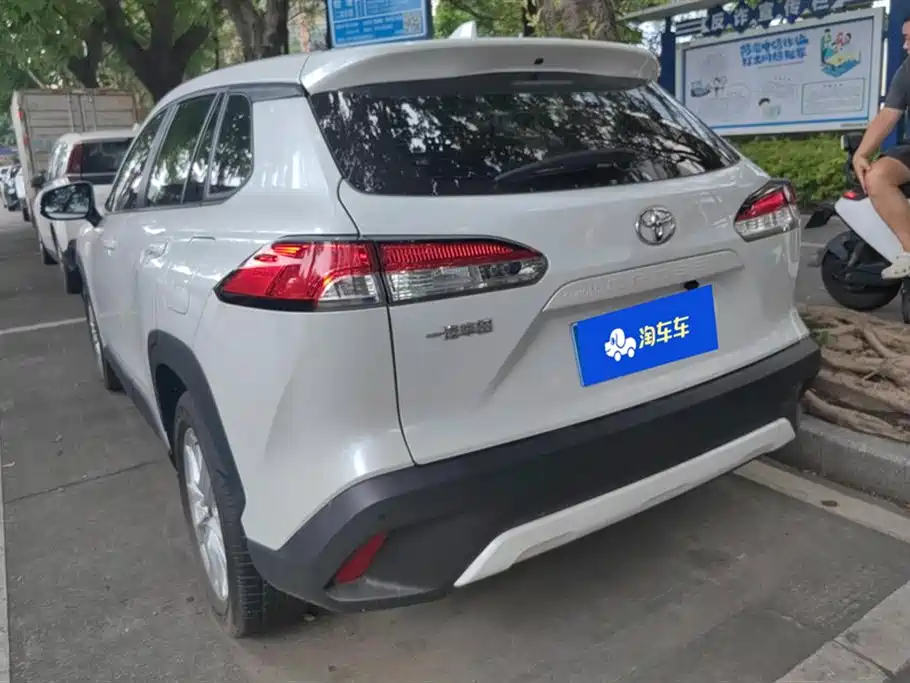 Toyota Corolla Cross 2022 2.0L Elite Edition фото 3