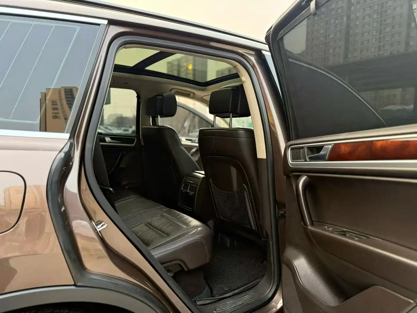 Volkswagen Touareg 2011 3.0TDI Diesel Luxury фото 6