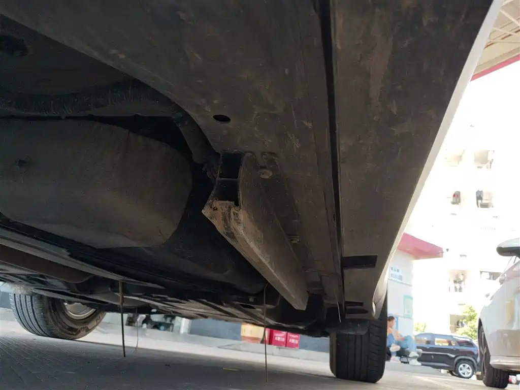 Buick Envision Plus 2021 532T FWD Leading Trim фото 18