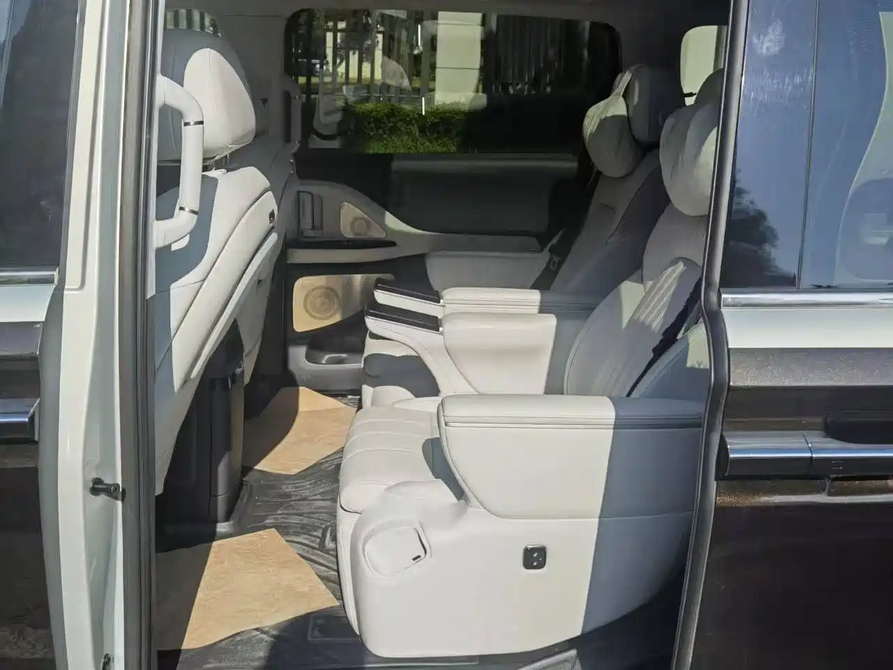 Voyah Auto Voyah Dreamer 2026 2025 Model PHEV Basic Version