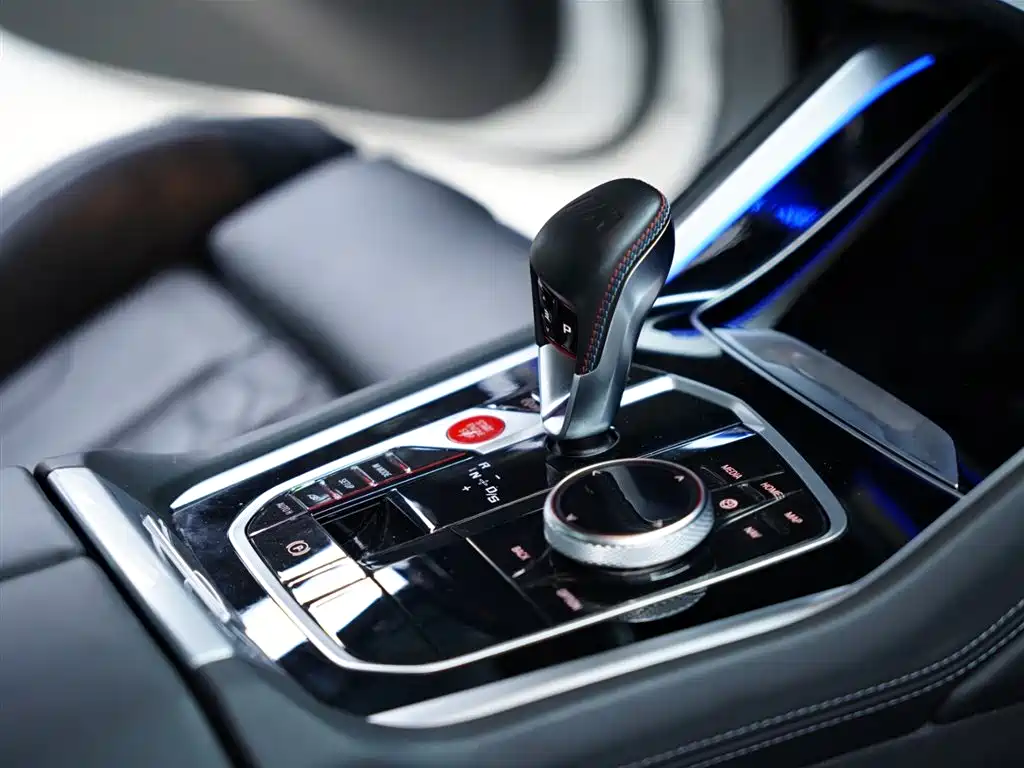 BMW X6 M 2022 X6 M фото 38