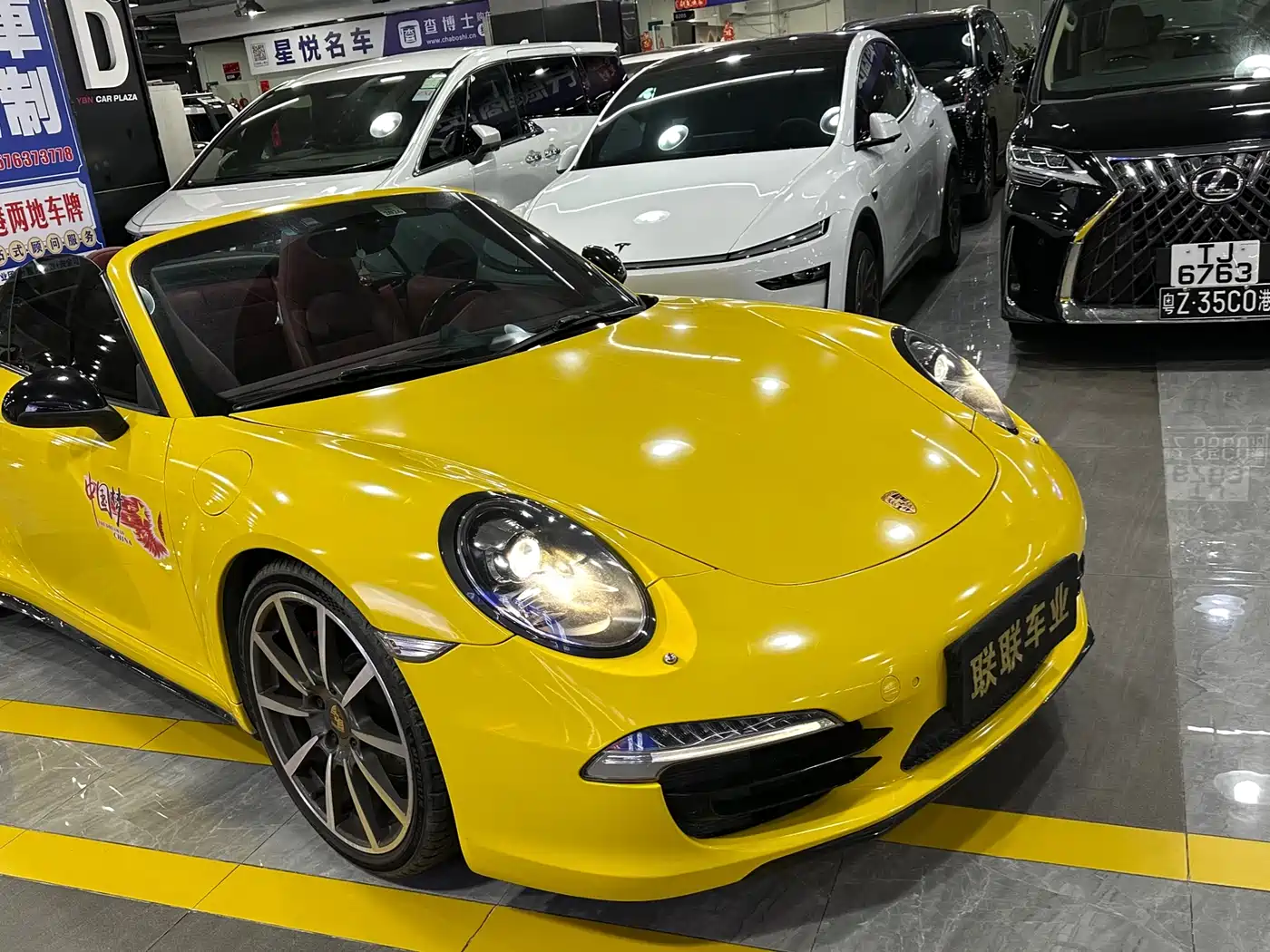 Porsche 911 2013 Carrera 4 Cabriolet 3.4L фото 2