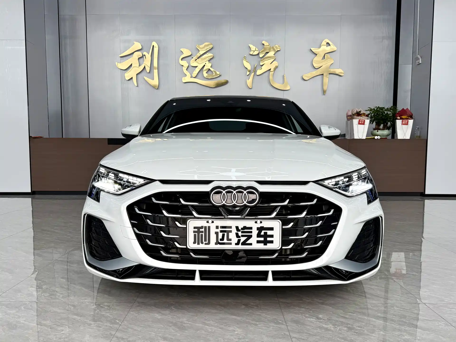 Фото 2 - Audi A3