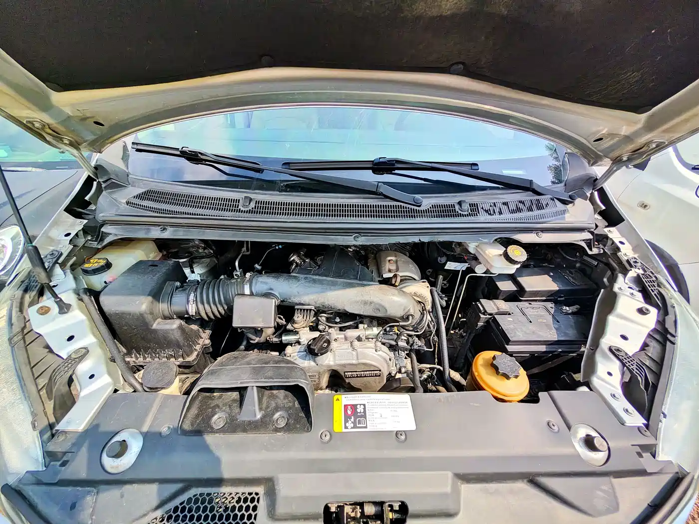 SAIC Maxus Maxus G10 2015 2016 2.0T Automatic Elite
