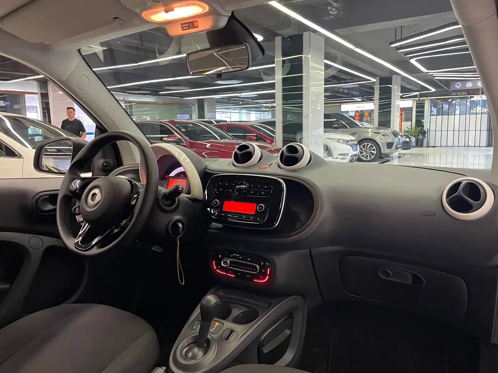 Фото 15 - smart fortwo